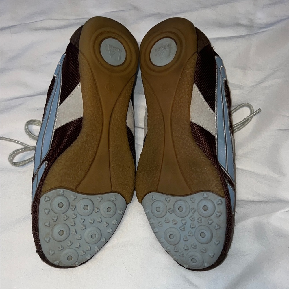 Women’s Vintage LA Gear Sneakers - Picture 3 of 9